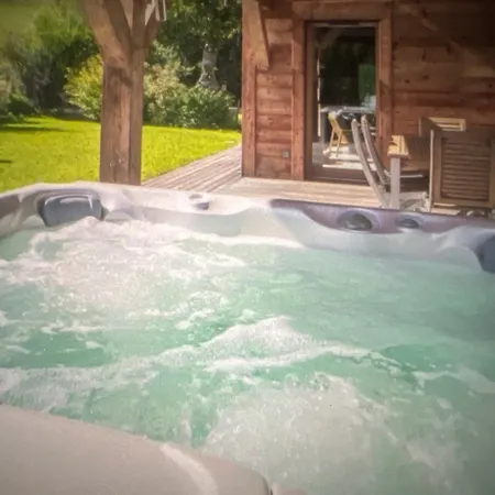 Wonderful House W Hot Tub & Sauna Semesterbostad *